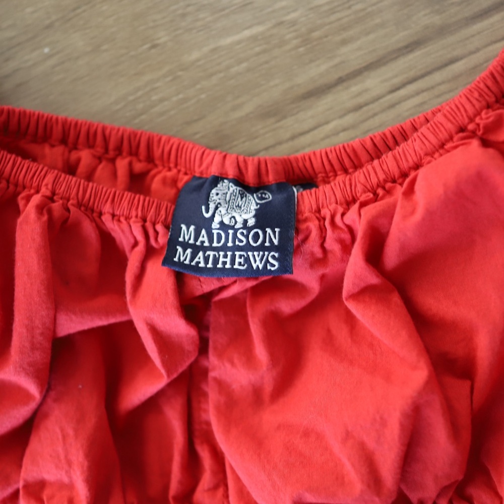 Madison Mathews Red Ruffled Short Sleeve Top - Picture 2 of 6